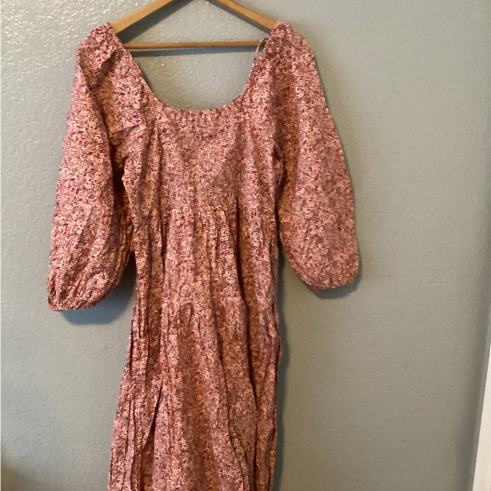 Universal Threads Dress - Picture 3 of 7